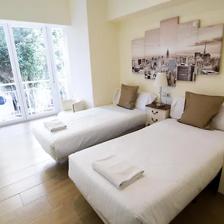 Malagueta Beachside Charm Apartment