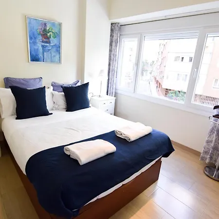 Malagueta Beachside Charm Apartment *
